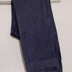The Whitney Pull on Pant Capri Size SM